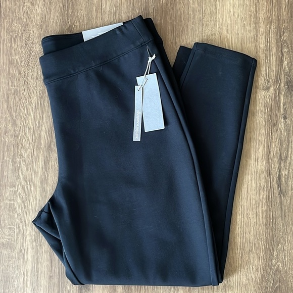 NWT Soft Surroundings BLACK SOFT ESSENTIAL PONTE LEGGINGS Petite Large ANKLE - Picture 2 of 7